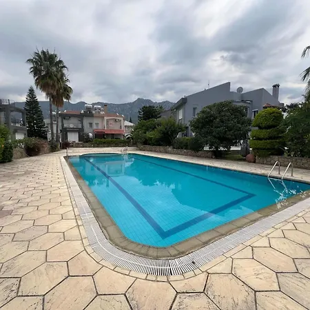 Villa Green Apartament Kirenia